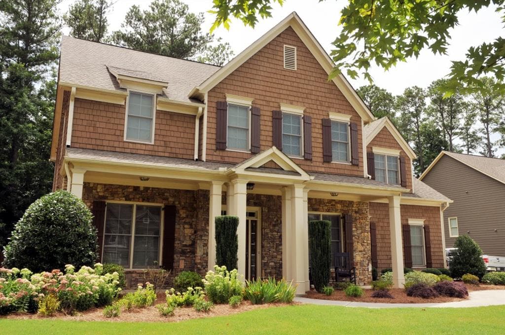 5 bedroom, 3,939 sq ft single family residence sold at 421 Battlefield Creek Drive, Marietta, GA 30064