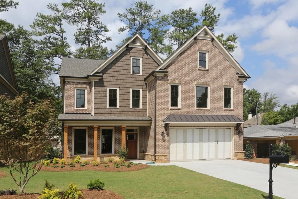 5 bedroom, 3,425 sq ft single family residence sold at 3178 Cates Avenue, Brookhaven, GA 30319