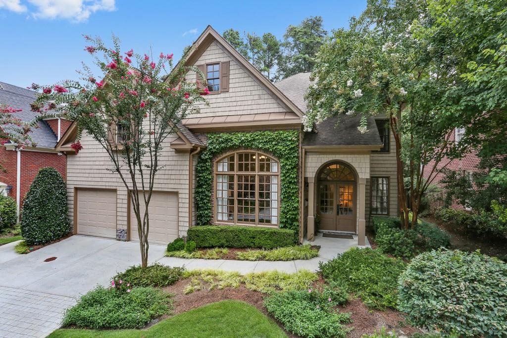 3205 Windsor Lake Drive, Brookhaven, GA 30319 — most recent listing photo