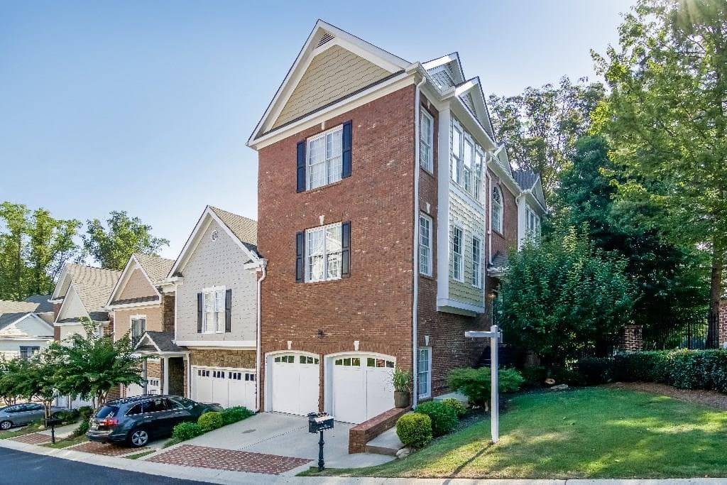 5492 Glenridge Drive 568, Atlanta, GA 30342 — most recent listing photo