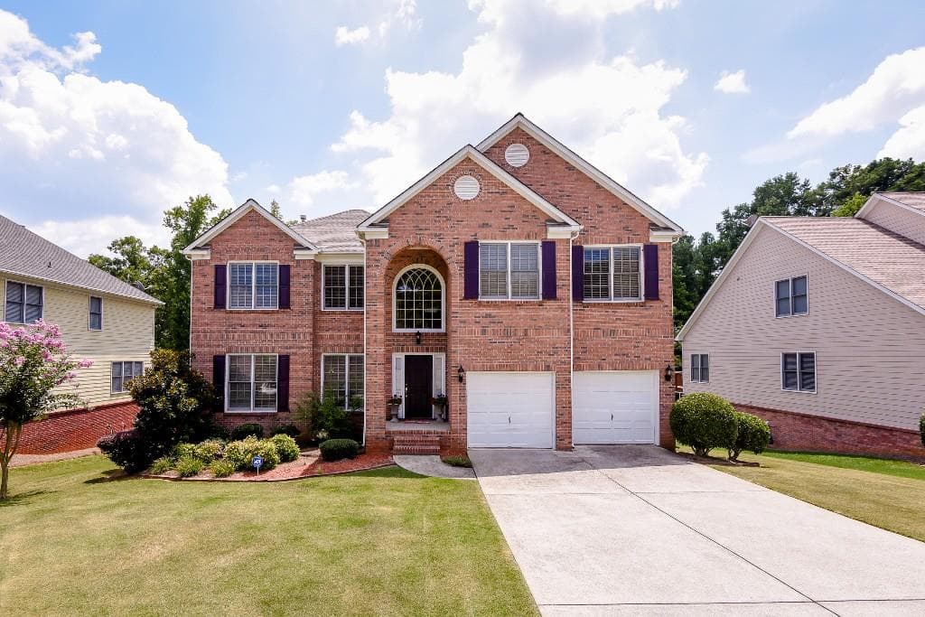 4 bedroom, 3,895 sq ft single family residence sold at 4249 Mill Grove Lane, Smyrna, GA 30082