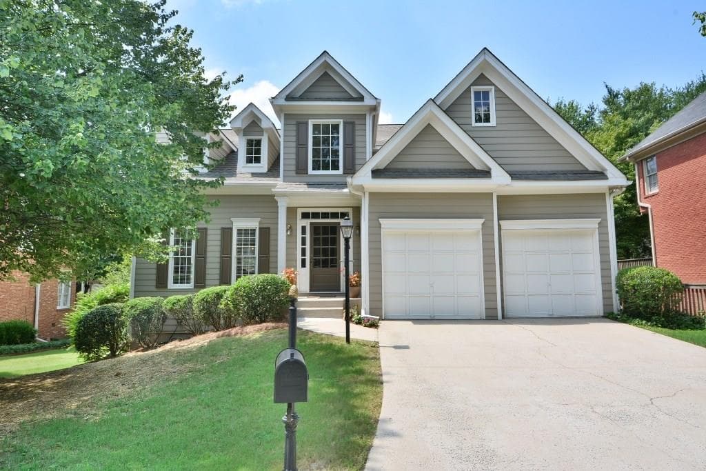 4 bedroom single family residence sold at 2766 Log Cabin Drive, Atlanta, GA 30339