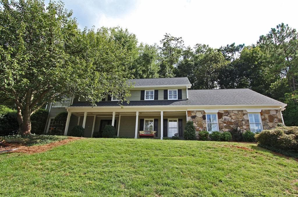 800 OLD CAMPUS Trail, Sandy Springs, GA 30328 — most recent listing photo