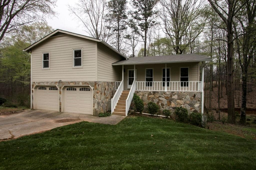 6982 Clearlake Court, Atlanta, GA 30360 — most recent listing photo