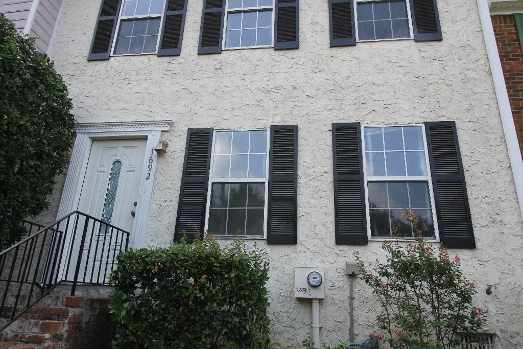1692 GRIST MILL Drive 1692, Marietta, GA 30062 — most recent listing photo