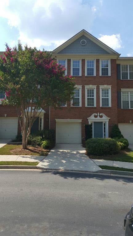 3 bedroom, 1,963 sq ft townhouse sold at 2363 Towneview Court 8, Atlanta, GA 30339