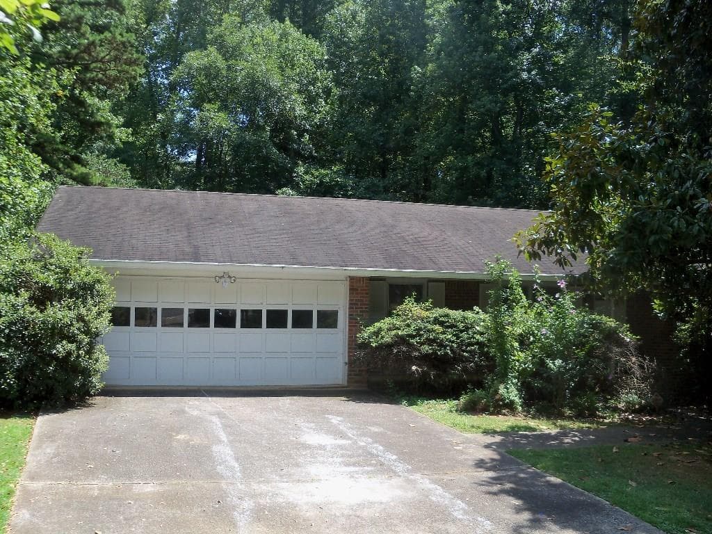 5614 Beechwood Drive, Stone Mountain, GA 30087 — most recent listing photo
