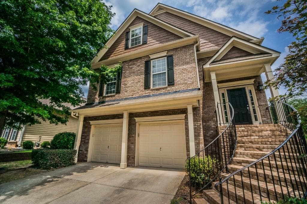 571 Lantern Wood, Scottdale, GA 30079 — most recent listing photo