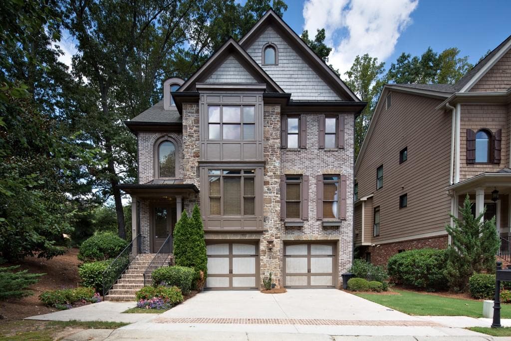 4 bedroom single family residence sold at 7987 Magnolia Square, Atlanta, GA 30350