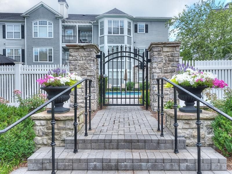 2 bedroom, 1,250 sq ft condominium sold at 4100 Paces Walk 2310, Atlanta, GA 30339