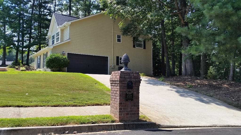 4382 Wesleyan Pointe, Decatur, GA 30034 — most recent listing photo