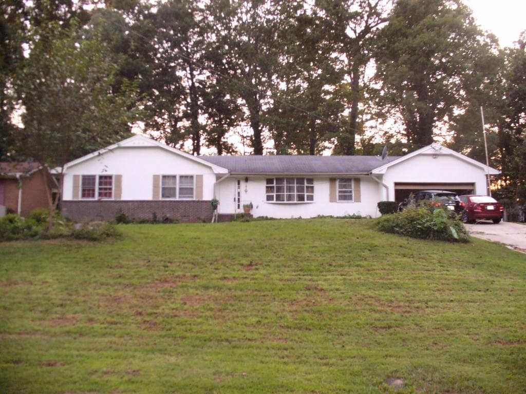 946 Hargett Court, Stone Mountain, GA 30083 — most recent listing photo