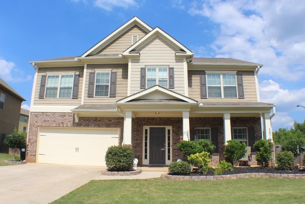 4 bedroom, 2,973 sq ft single family residence sold at 417 Ivy Chase Loop, Dallas, GA 30157