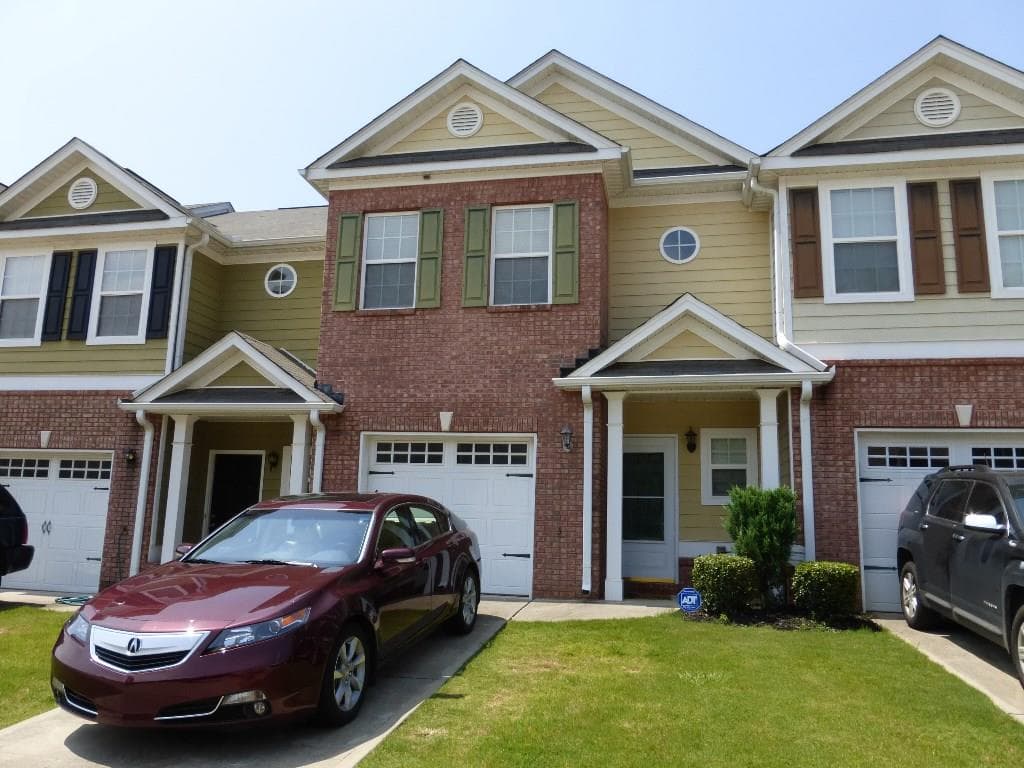 2398 Capella Circle, Atlanta, GA 30331 — most recent listing photo