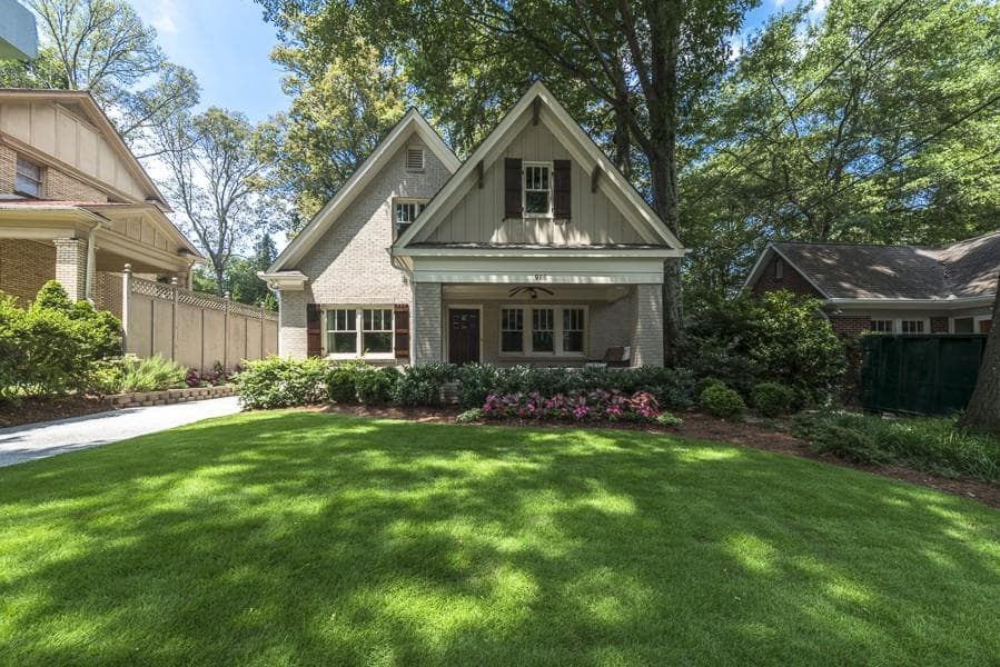 4 bedroom, 3,194 sq ft single family residence sold at 986 Rosedale Road, Atlanta, GA 30306