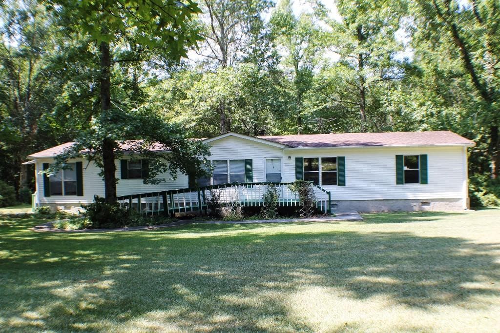 4280 S Apple Valley Road, Commerce, GA 30529 — most recent listing photo
