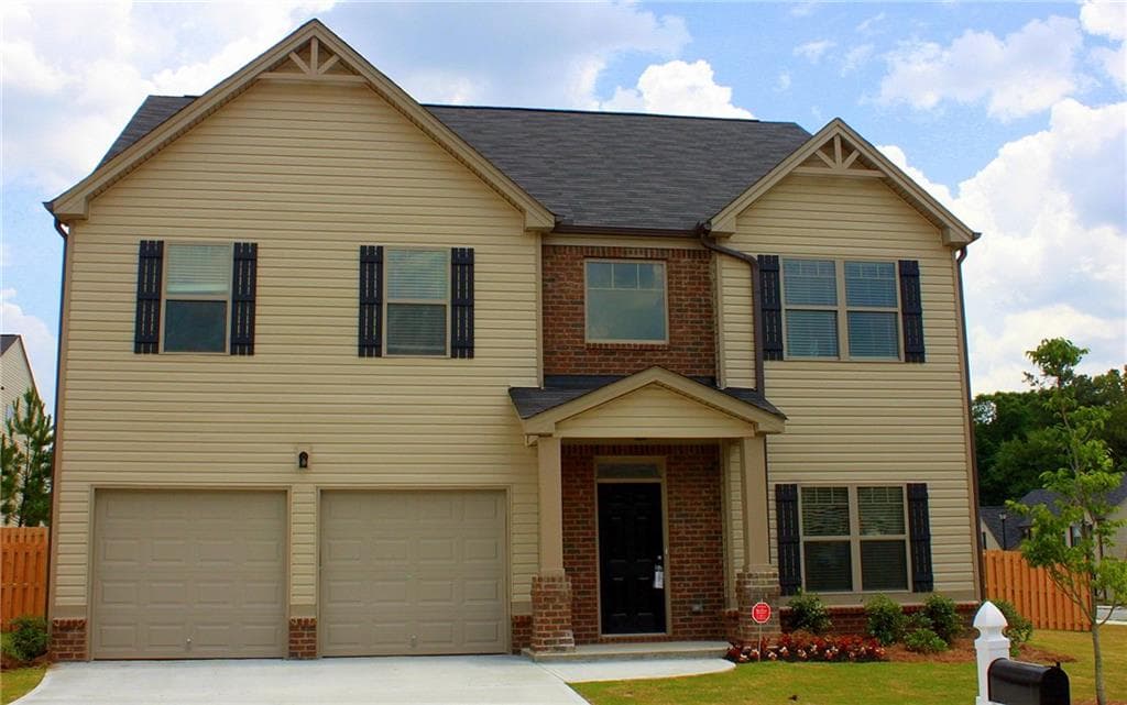 4 bedroom single family residence sold at 2700 Feldspar Way, Riverdale, GA 30296