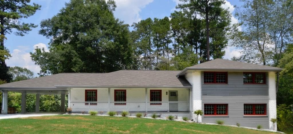 4 bedroom, 2,660 sq ft single family residence sold at 2598 NE Woodwardia Road, Atlanta, GA 30345
