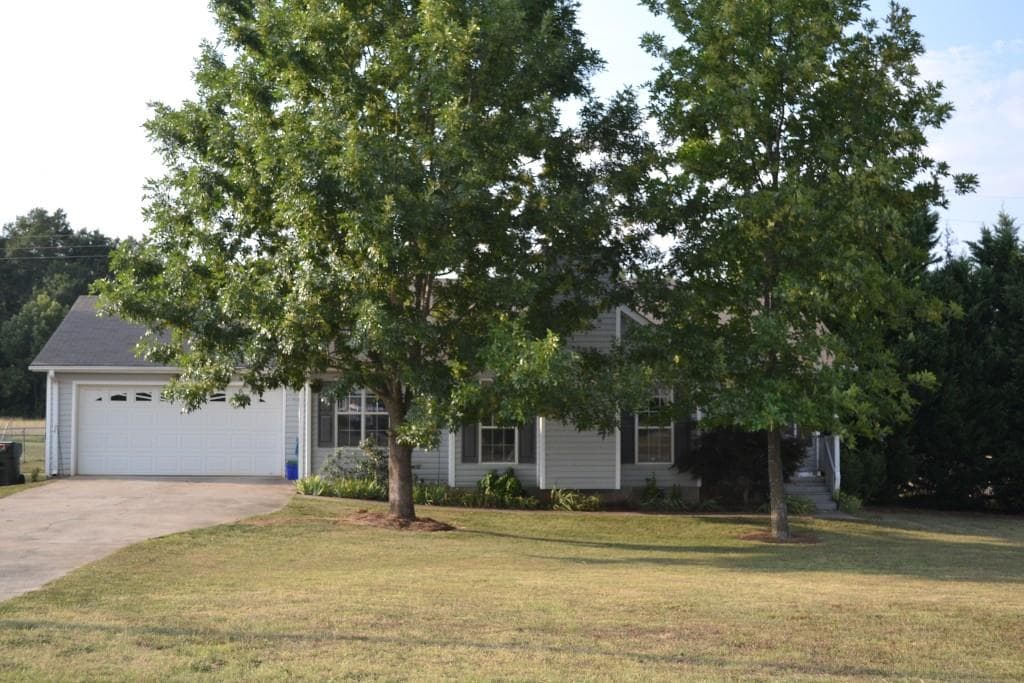 1717 Granite Lane, Statham, GA 30666 — most recent listing photo
