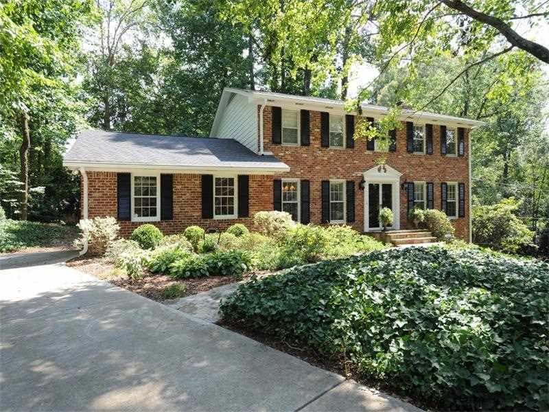 2353 Leisure Lake Drive, Dunwoody, GA 30338 — most recent listing photo