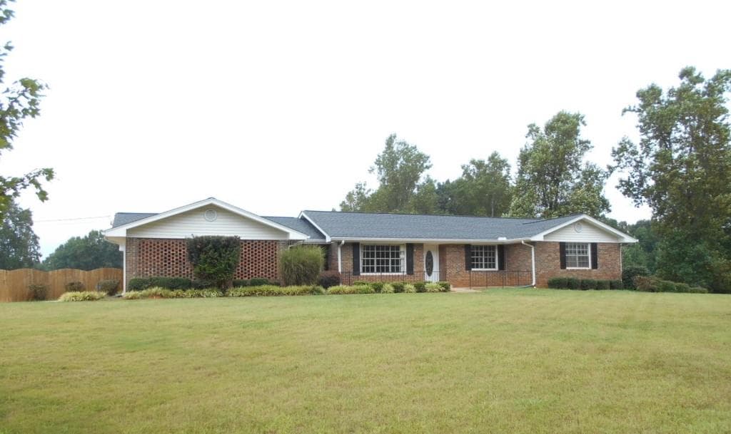 6245 Mockingbird Road, Cumming, GA 30028 — most recent listing photo
