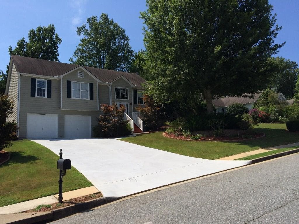 1255 Riverside Walk Crossing, Sugar Hill, GA 30518 — most recent listing photo
