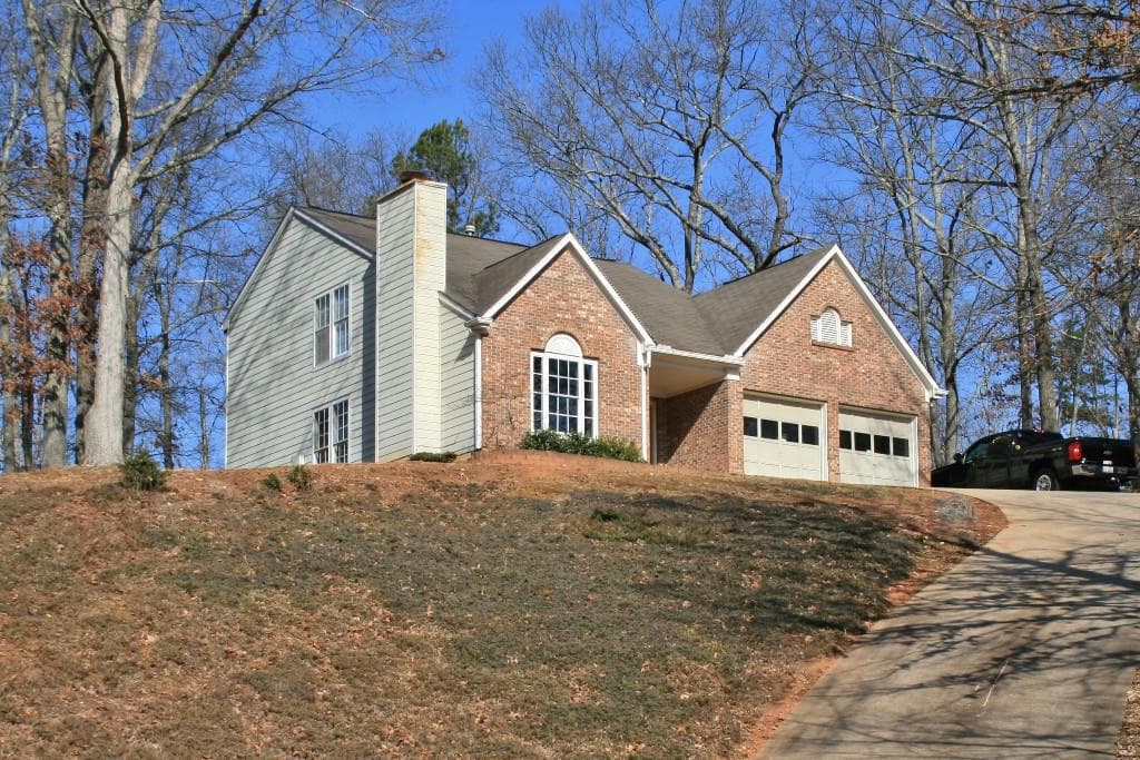 10330 Summer Creek Drive, Alpharetta, GA 30022 — most recent listing photo