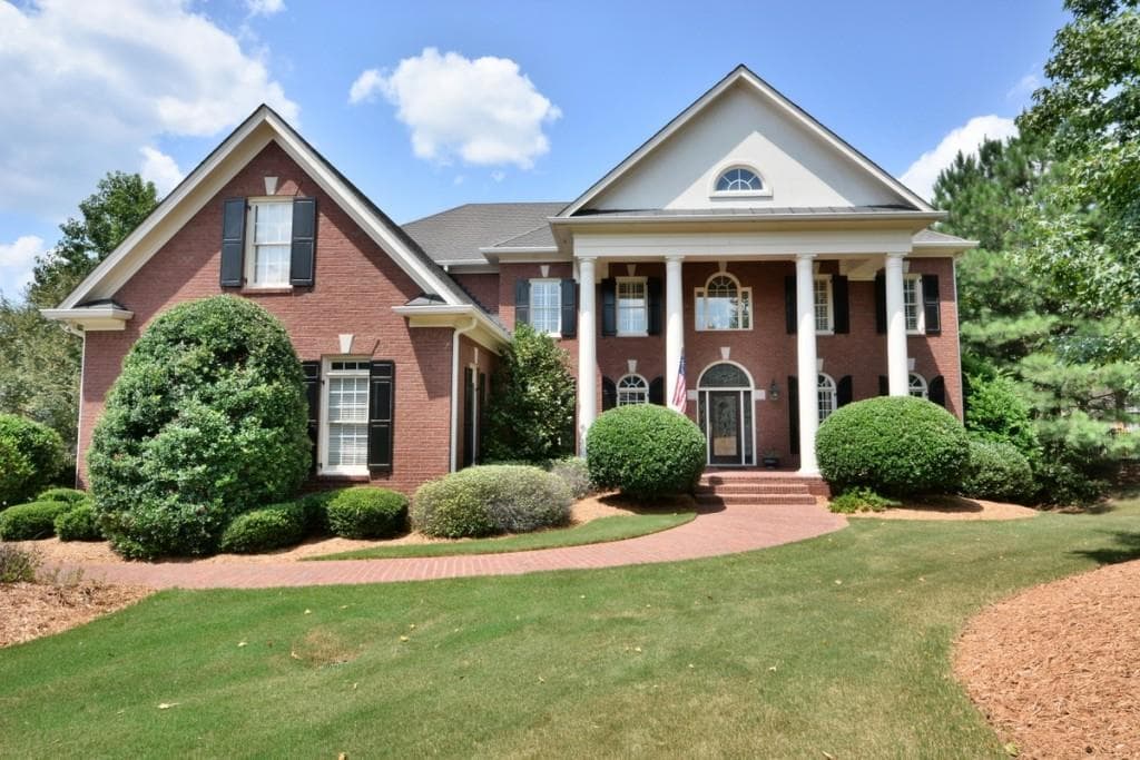 210 Ansley Close, Roswell, GA 30075 — most recent listing photo