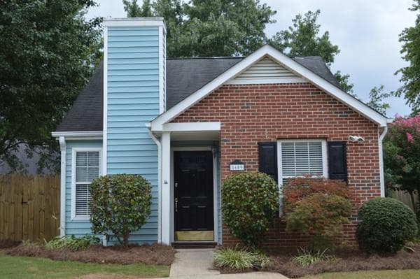 2 bedroom, 826 sq ft single family residence sold at 1609 Buckingham Place, Woodstock, GA 30188