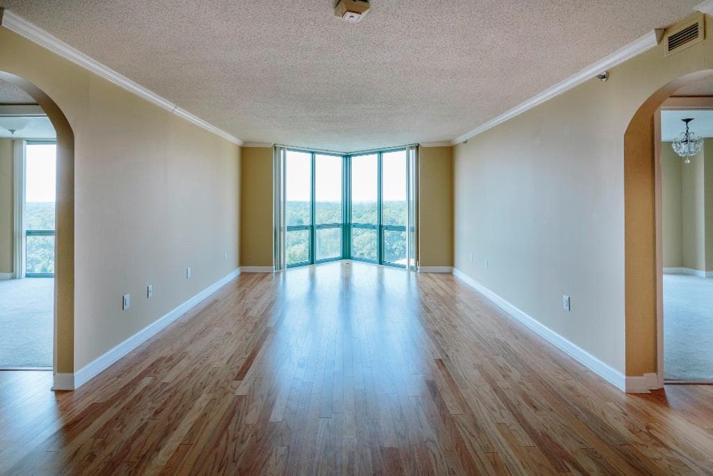 2 bedroom, 1,260 sq ft condominium sold at 2870 Pharr Court South 1701, Atlanta, GA 30305