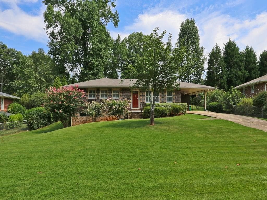 3092 Wilson Road, Decatur, GA 30033 — most recent listing photo