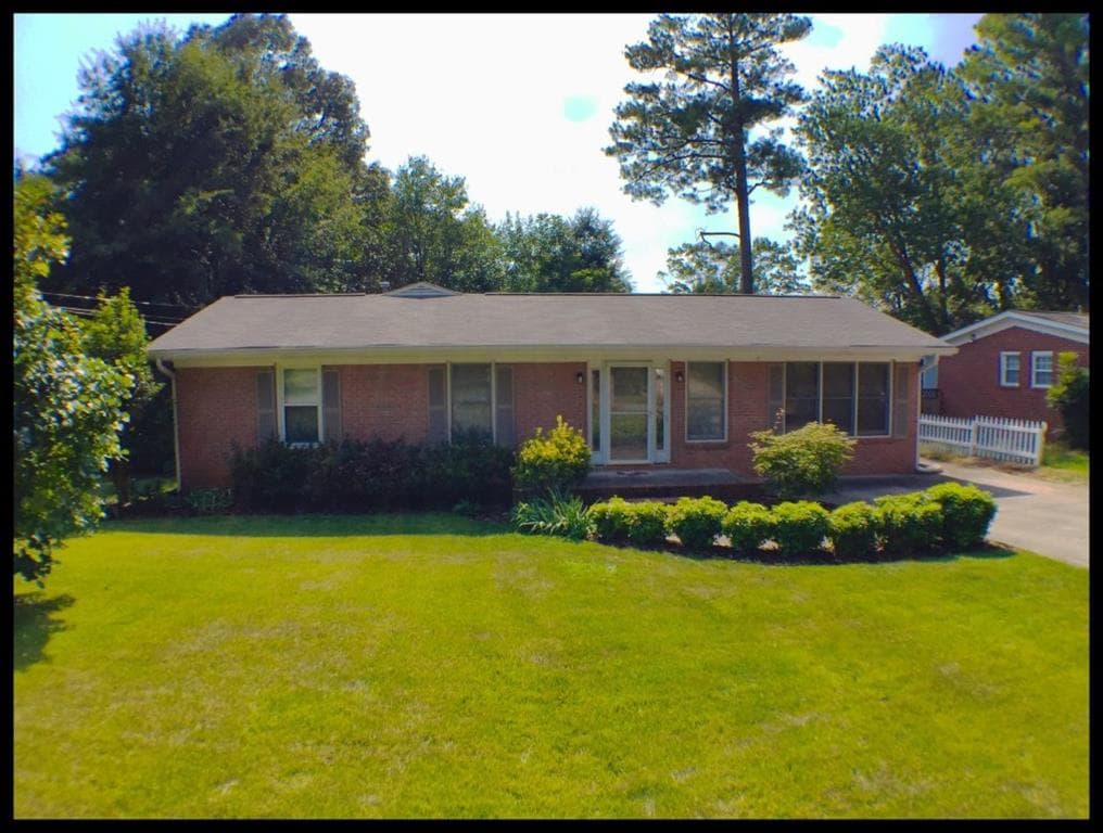 816 Verona Drive, Clarkston, GA 30021 — most recent listing photo