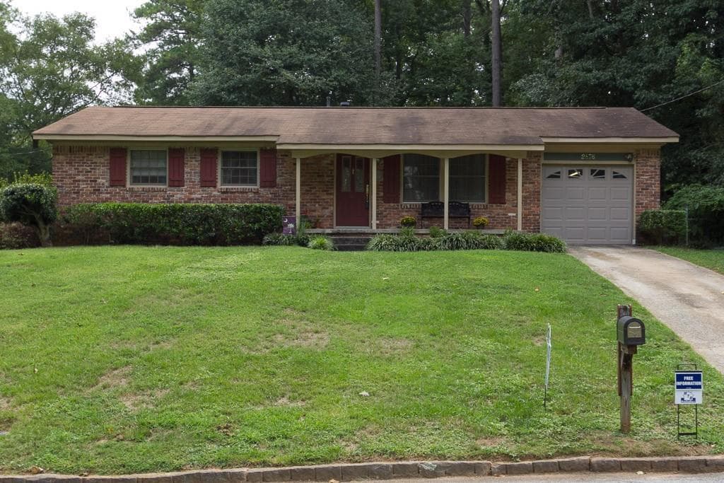 2876 Fantasy Lane, Decatur, GA 30033 — most recent listing photo
