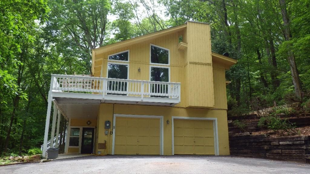 3 bedroom single family residence sold at 395 CHALET Drive, Sautee Nacoochee, GA 30571