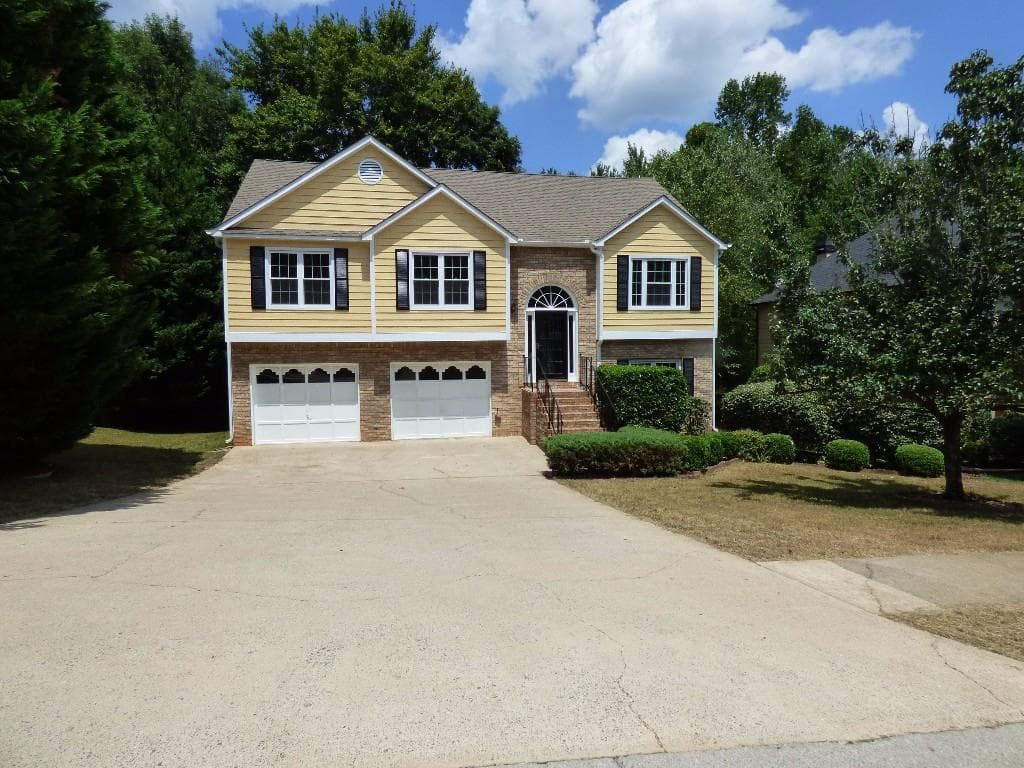 207 Eagle Glen Court, Woodstock, GA 30189 — most recent listing photo