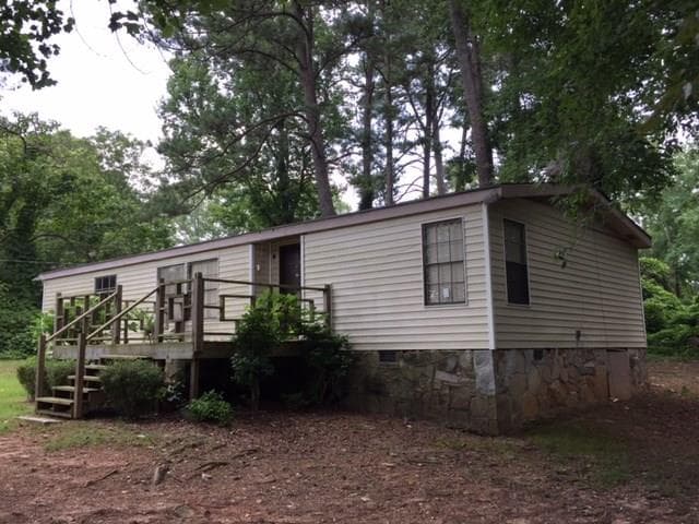 2016 S Deshon Road, Lithonia, GA 30058 — most recent listing photo