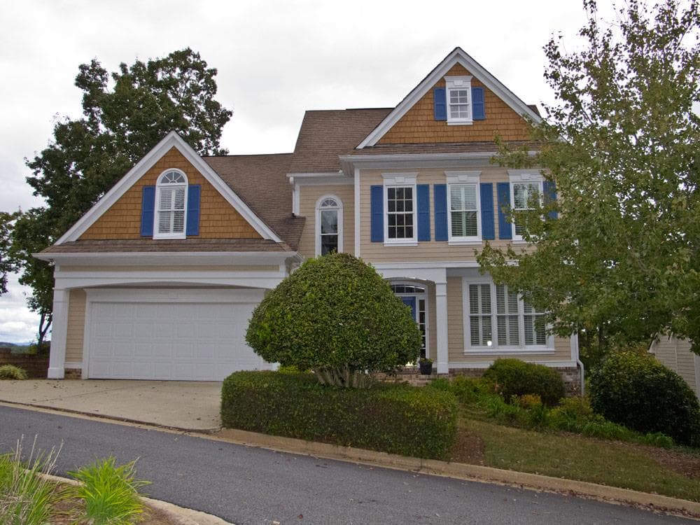 3479 Marina Crest Drive, Gainesville, GA 30506 — most recent listing photo