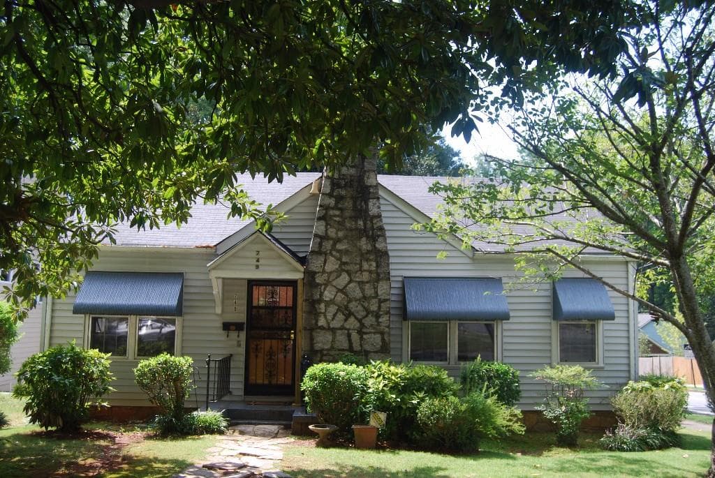 2 bedroom, 1,119 sq ft single family residence sold at 749 Stokeswood Avenue, Atlanta, GA 30316