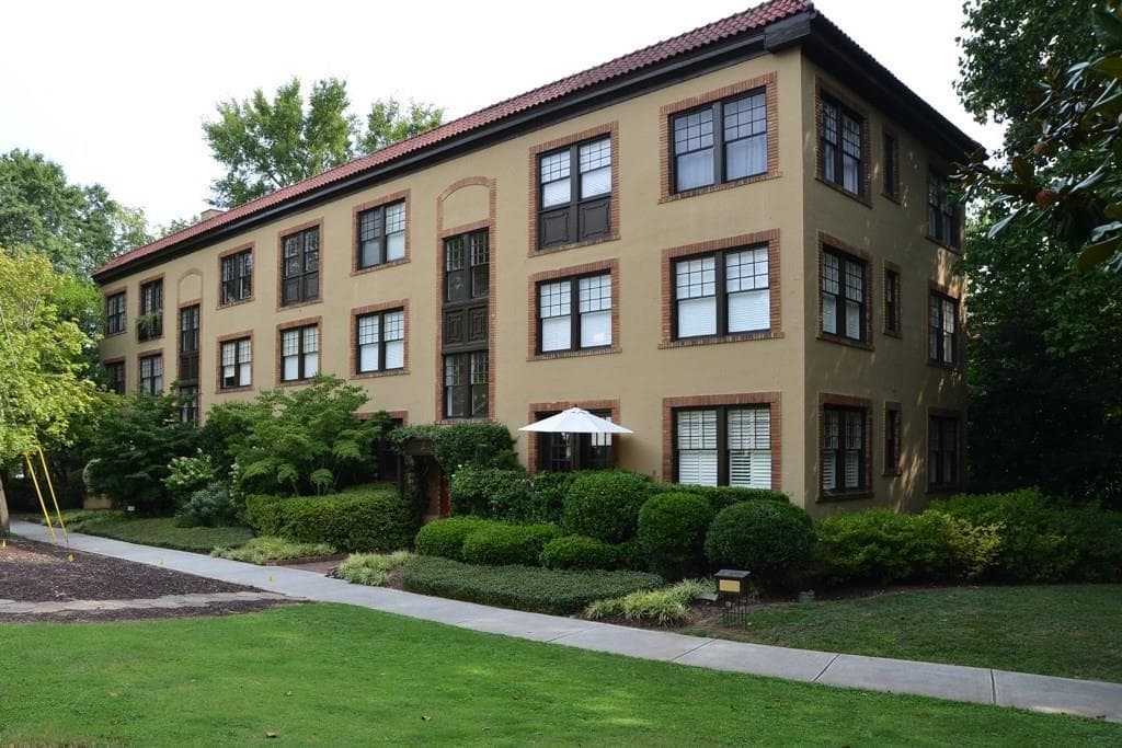 2 bedroom, 1,050 sq ft condominium sold at 7 Park Lane J, Atlanta, GA 30309