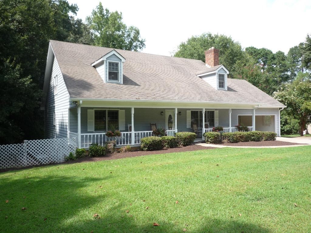 549 Taylor Road, Suwanee, GA 30024 — most recent listing photo