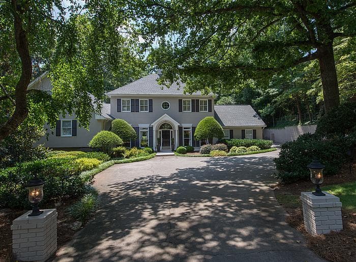 5 bedroom, 5,386 sq ft single family residence sold at 5246 Vernon Springs Trail, Sandy Springs, GA 30327