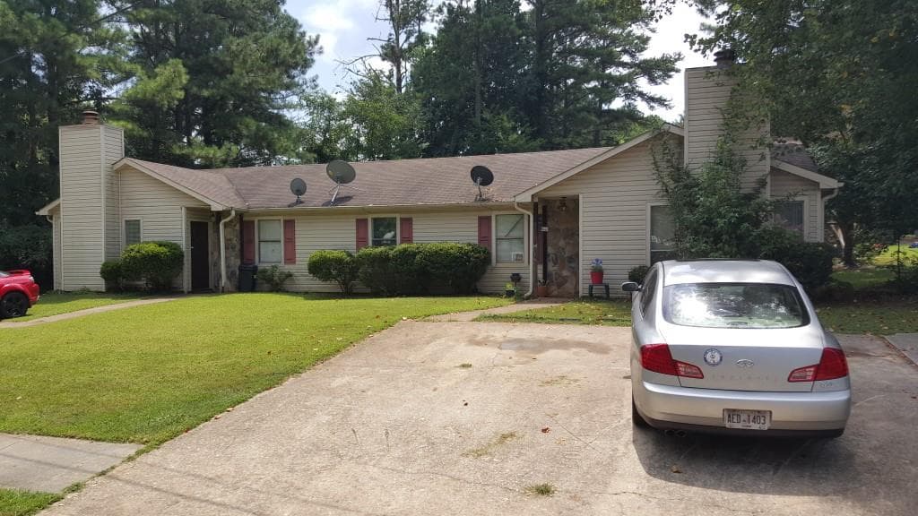 duplex sold at 992 Booth Road, Marietta, GA 30008