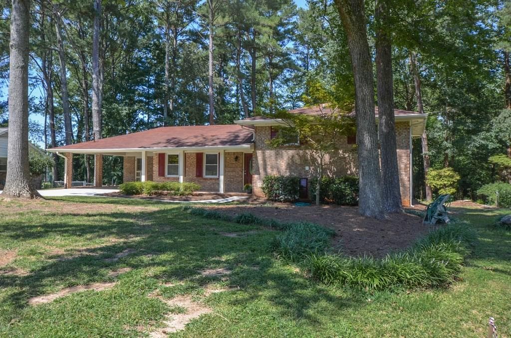 4450 Lake Ivanhoe Drive, Tucker, GA 30084 — most recent listing photo