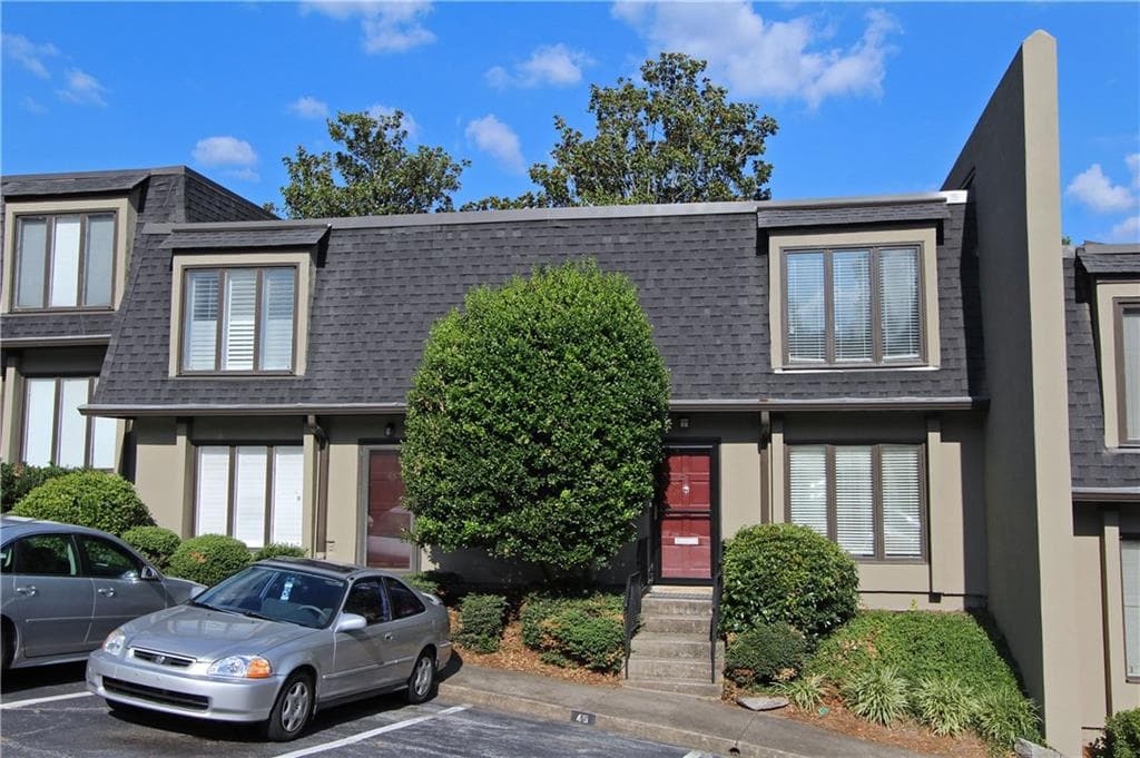 2 bedroom, 1,588 sq ft townhouse sold at 47 Ivy Gates 47, Atlanta, GA 30342