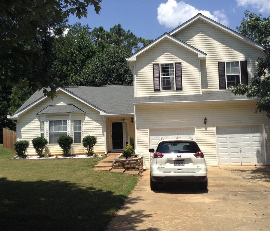 6710 Manor Creek Drive, Douglasville, GA 30135 — most recent listing photo