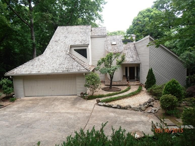 5 bedroom, 4,000 sq ft single family residence sold at 315 Spyglass Bluff, Johns Creek, GA 30022