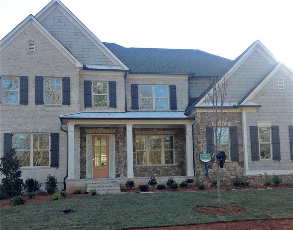 641 Mabry Road, Sandy Springs, GA 30328 — most recent listing photo