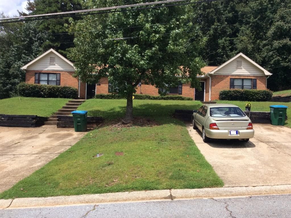duplex sold at 3185 Sarah Lou Drive, Snellville, GA 30078