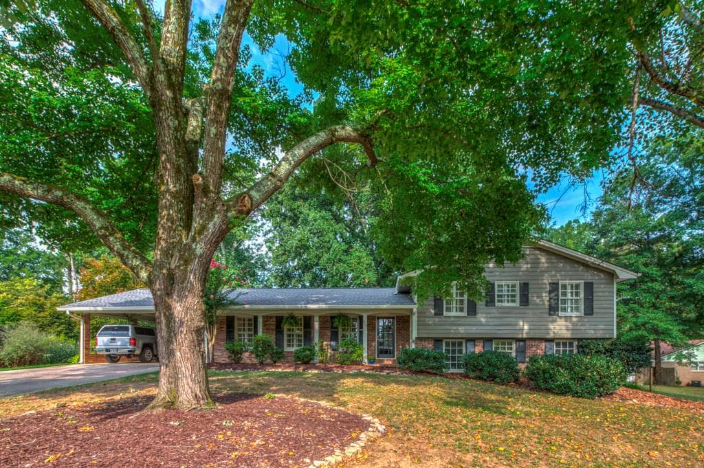 4 bedroom single family residence sold at 510 Windgrove Road, Marietta, GA 30067