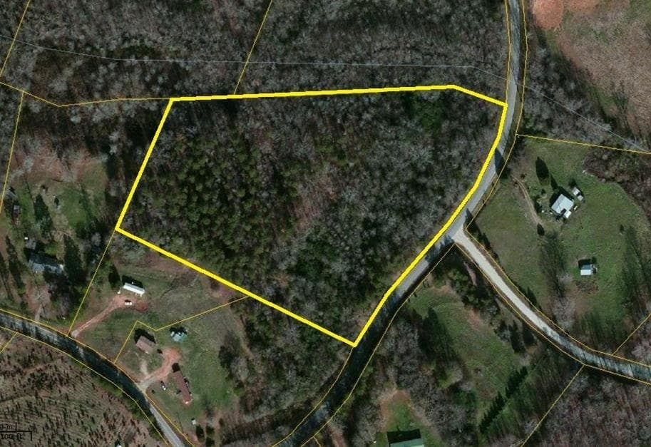 single family residence sold at 00 SILVER DOLLAR Road, Maysville, GA 30558